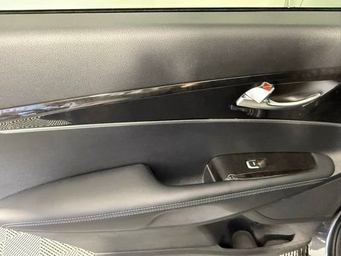 Used 2018 Kia Sorento FWD image 14