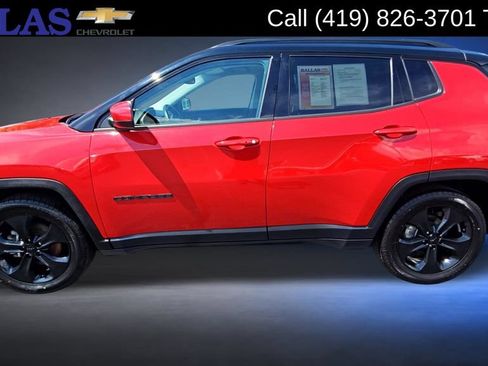 Used 2019 Jeep Compass Latitude FWD image 5
