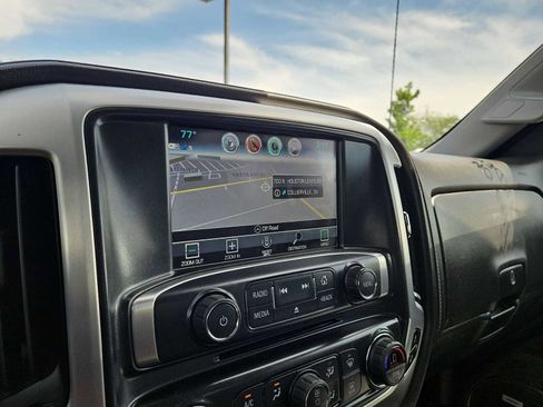 Used 2018 GMC Sierra 1500 SLT AWD/4WD image 50