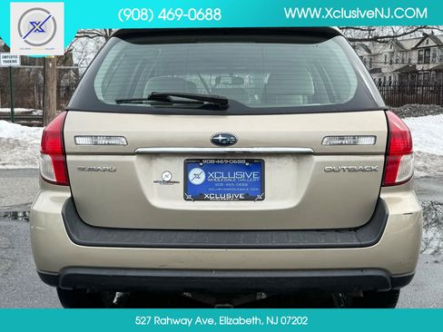 Used 2008 Subaru Outback 2.5i L.L. Bean image 3