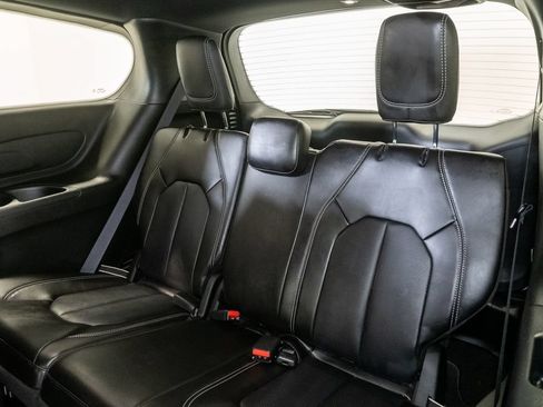New 2026 Chrysler Pacifica Select FWD image 26