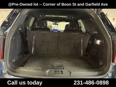 Used 2020 Ford Explorer XLT w/ Equipment Group 202A AWD/4WD image 22