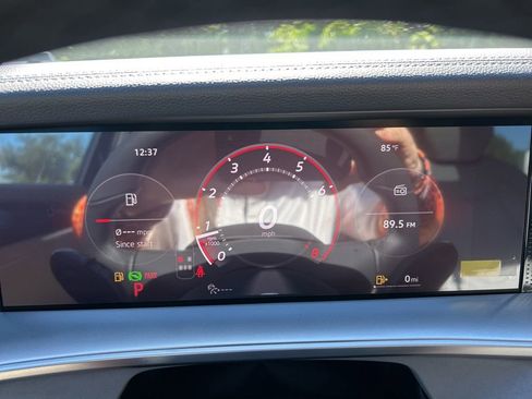 New 2026 Volkswagen Tiguan SE R-Line FWD image 19