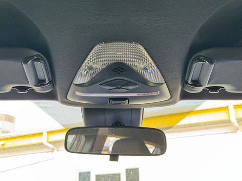 Used 2020 Toyota C-HR XLE FWD image 22