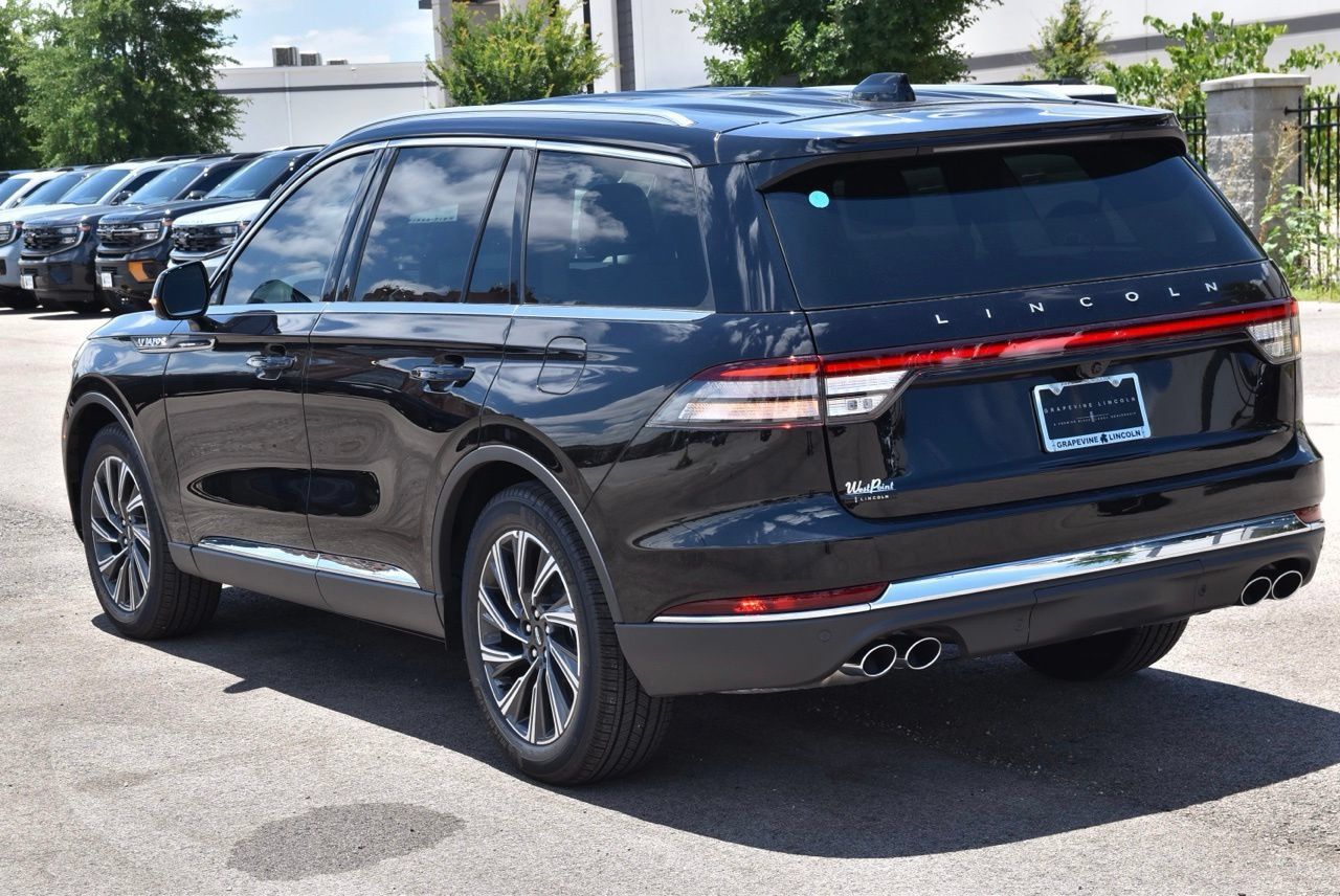 New 2026 Lincoln Aviator 2WD image 9