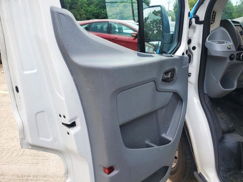 Used 2018 Ford Transit 150 148 Medium Roof RWD image 15