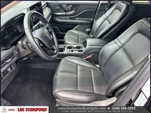 Used 2023 Lincoln Corsair Reserve w/ Jet Appearance Package AWD/4WD image 20