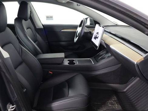 Used 2023 Tesla Model 3 Standard Range RWD image 16