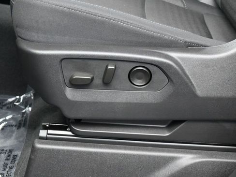 Used 2025 Chevrolet Silverado 1500 Custom w/ Turbomax Blackout Package RWD image 12