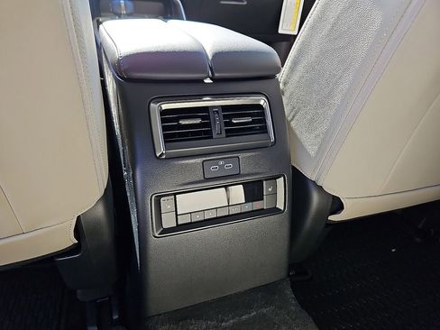 New 2026 MAZDA CX-90 3.3 Turbo w/ Preferred Package image 11