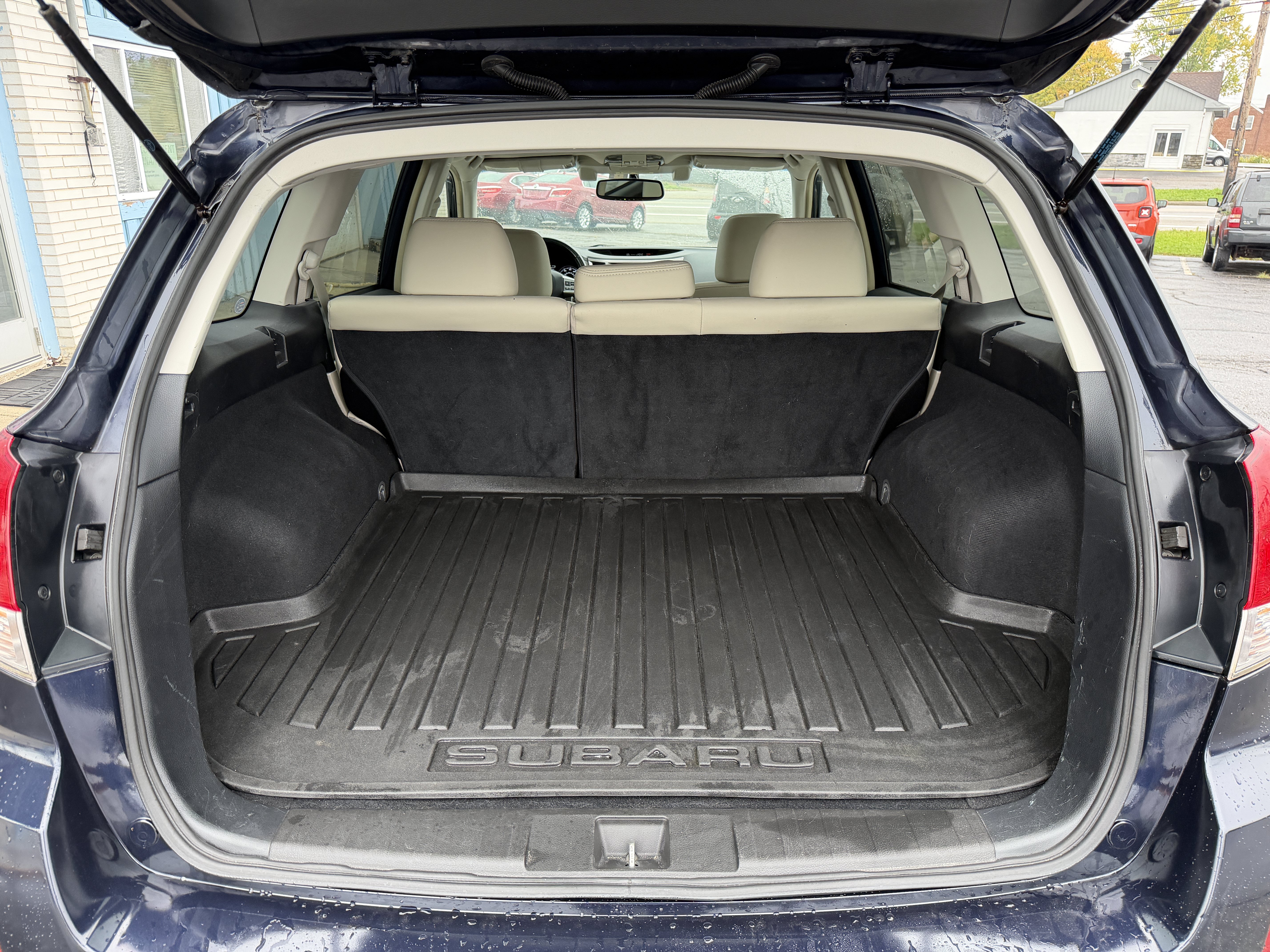 Used 2013 Subaru Outback 2.5i Limited AWD/4WD image 17