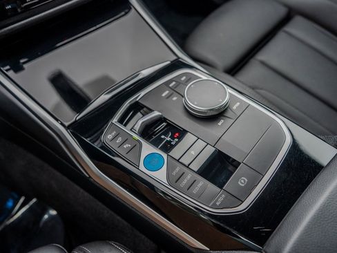 Used 2023 BMW i4 eDrive35 w/ Premium Package image 12