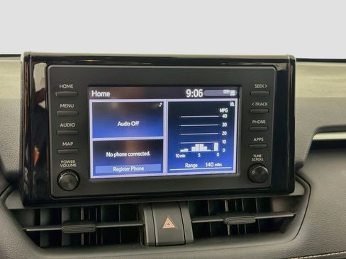 Used 2019 Toyota RAV4 LE w/ Carpet Mat Package FWD image 19