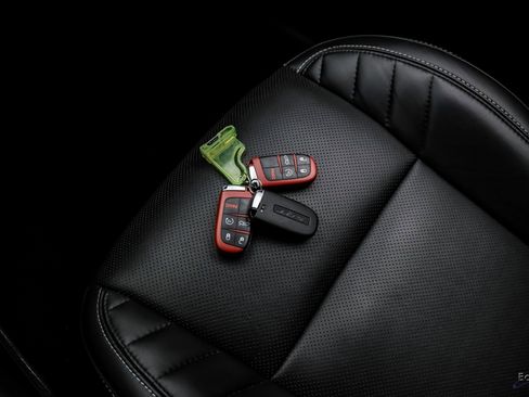 Used 2023 Dodge Challenger SRT Hellcat image 90