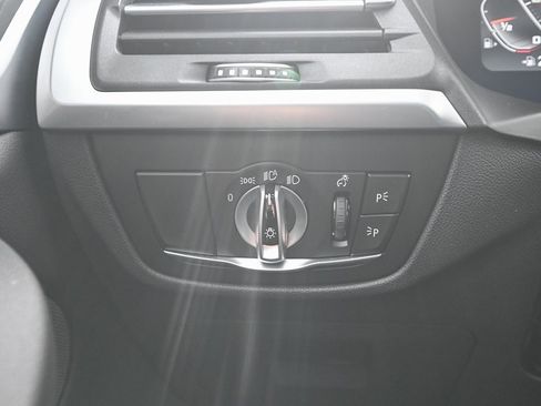 Used 2023 BMW X3 M40i w/ Premium Package image 39