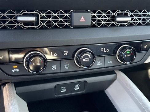 New 2025 Honda Accord SE image 17