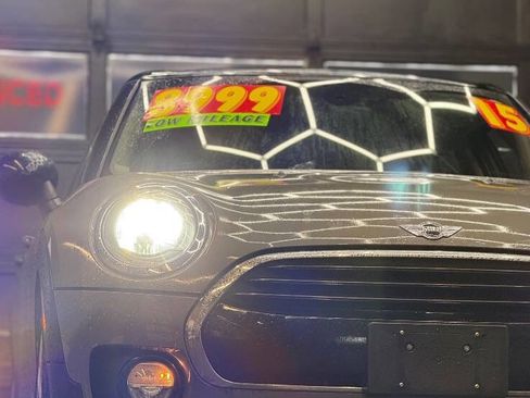 Used 2016 MINI Cooper Clubman image 2