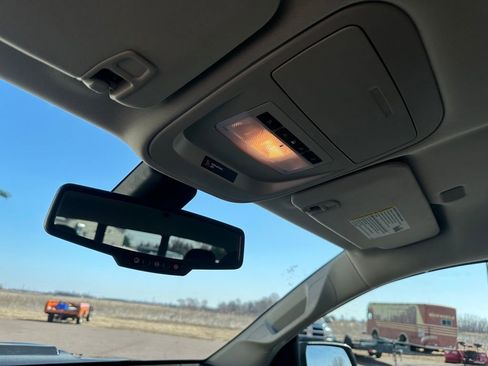 Used 2022 Chevrolet Colorado ZR2 image 19