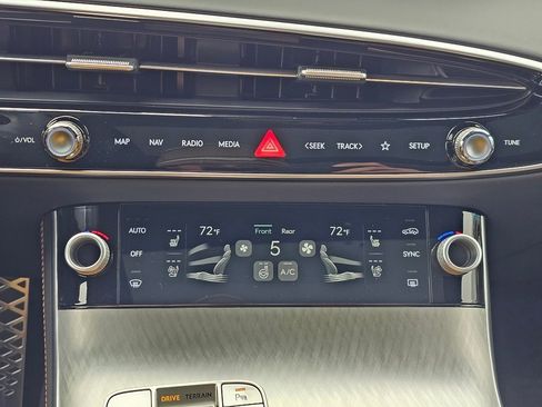 New 2026 Genesis GV70 2.5T Sport Prestige image 16