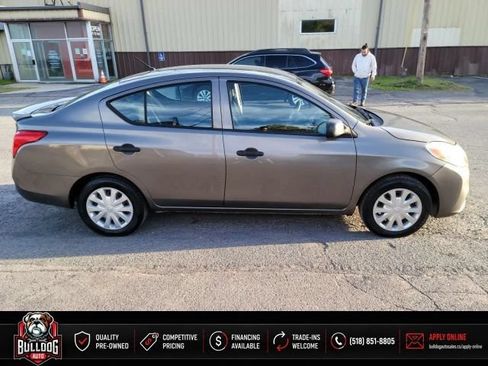Used 2013 Nissan Versa S Plus FWD image 5
