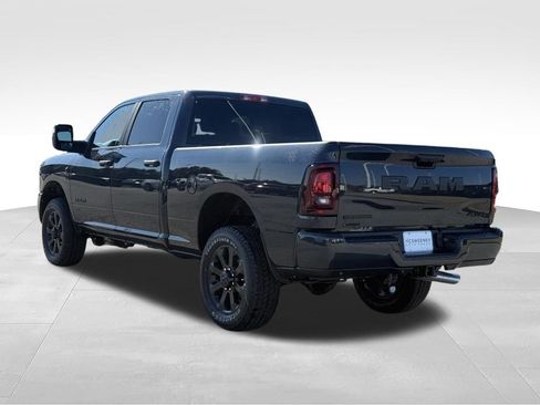 New 2026 RAM 2500 Big Horn AWD/4WD image 3