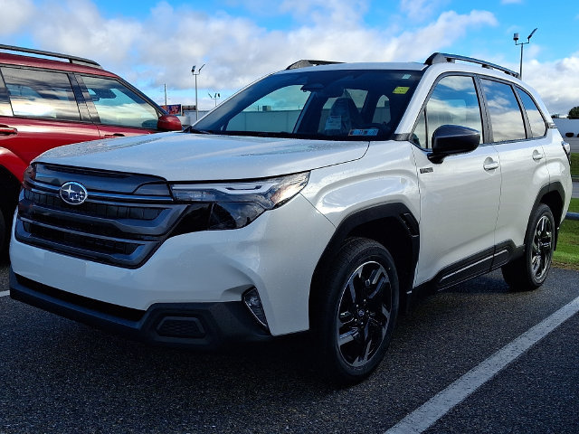 New 2026 Subaru Forester Touring AWD/4WD image 3