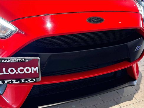 Used 2018 Ford Focus RS AWD/4WD image 32