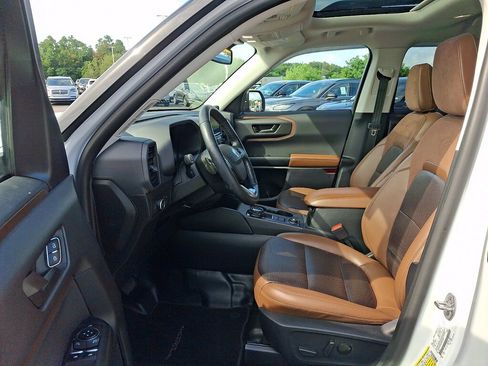 Certified 2022 Ford Bronco Sport Badlands w/ Premium Package AWD/4WD image 13
