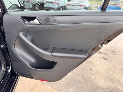 Used 2015 Volkswagen Jetta S w/ Welcome Package FWD image 17