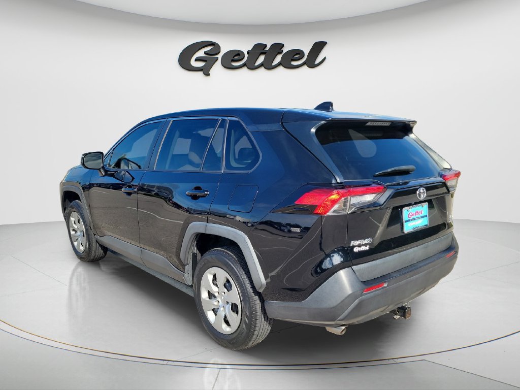 Certified 2023 Toyota RAV4 LE AWD/4WD image 7