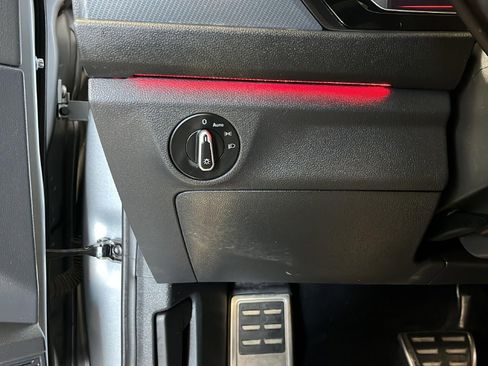 Used 2021 Volkswagen Jetta GLI Autobahn image 14