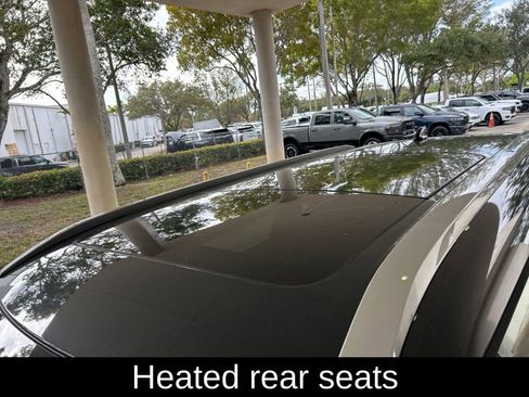 New 2026 Mitsubishi Outlander SEL image 16