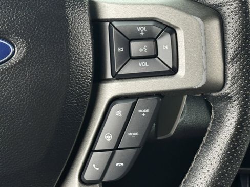 Used 2018 Ford F150 Raptor w/ Equipment Group 802A Luxury image 16