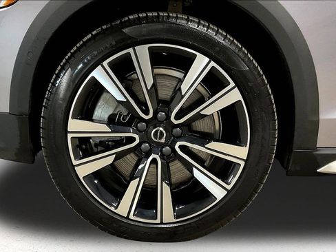Certified 2026 Volvo V60 B5 Cross Country Ultra w/ Climate Package AWD/4WD image 34