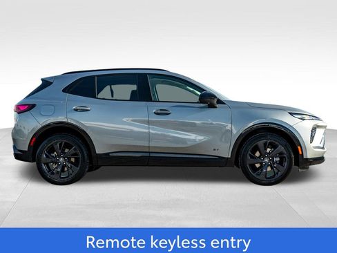 Used 2025 Buick Envision Sport Touring image 8