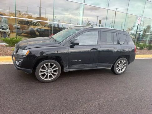 Used 2016 Jeep Compass Sport w/ Power Value Group AWD/4WD image 3