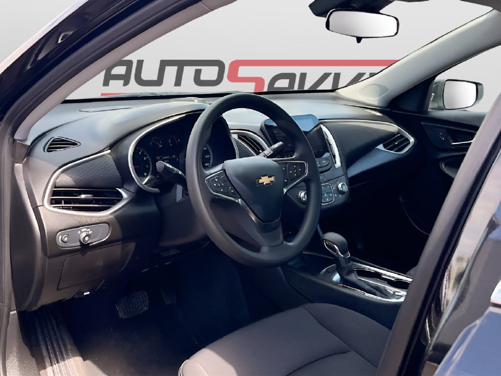 Used 2024 Chevrolet Malibu LT FWD image 9