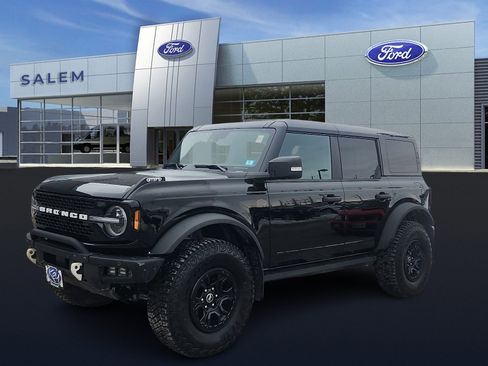 Used 2024 Ford Bronco Wildtrak image 7