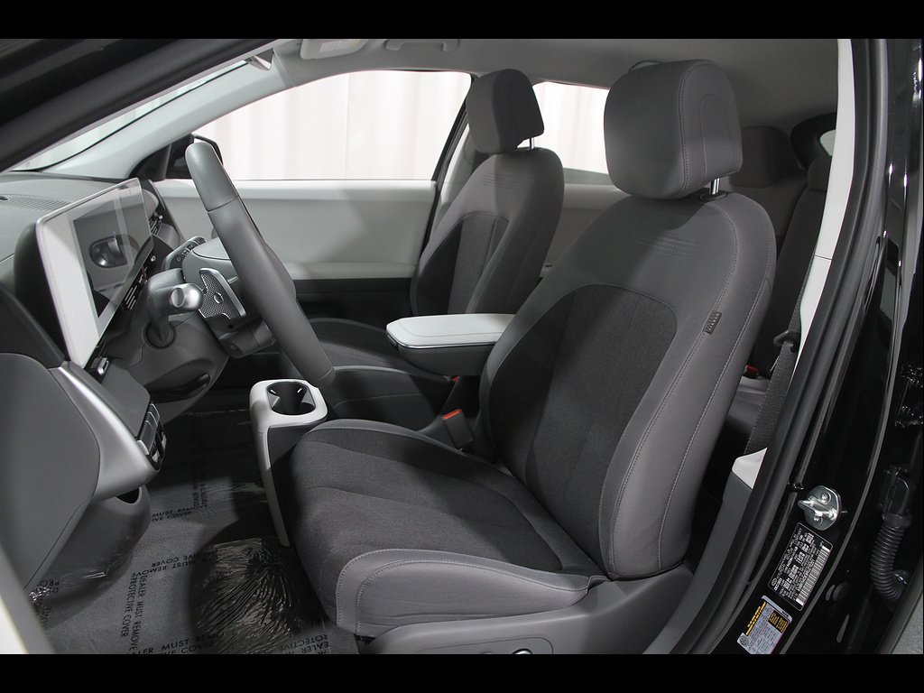 Certified 2024 Hyundai Ioniq 5 SEL RWD image 5
