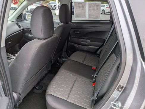 Used 2025 Mitsubishi Outlander Sport LE AWD/4WD image 14