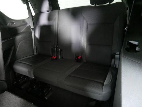 Used 2023 Chevrolet Tahoe LS image 33