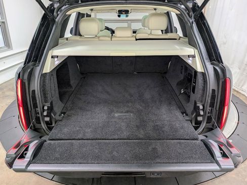 Used 2023 Land Rover Range Rover SE image 22