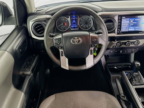 Used 2020 Toyota Tacoma SR5 image 16