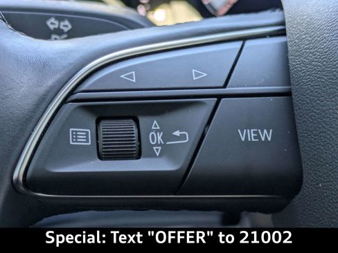 Certified 2024 Audi Q3 2.0T Premium w/ Convenience Package image 28