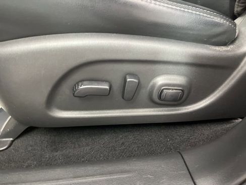 Used 2016 Nissan Pathfinder SL image 34