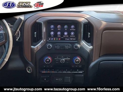 Used 2020 Chevrolet Silverado 1500 High Country w/ Technology Package AWD/4WD image 14