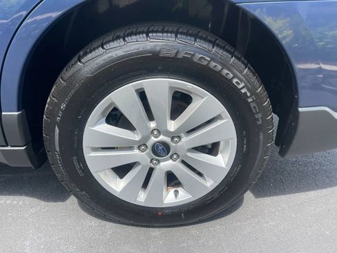 Used 2019 Subaru Outback 2.5i Premium AWD/4WD image 24