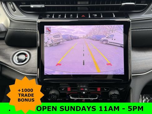 New 2025 Jeep Grand Cherokee Limited image 19