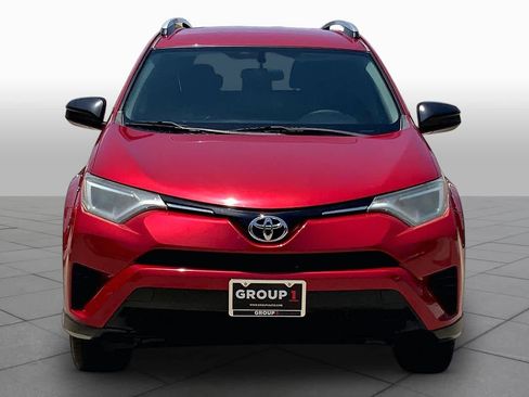 Used 2016 Toyota RAV4 LE FWD image 4