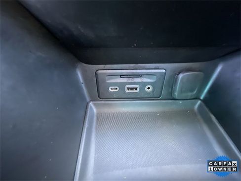 Used 2024 GMC Terrain Denali w/ Denali Premium Package image 25